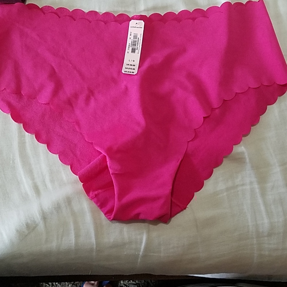 2 pairs Victoria secret underwear